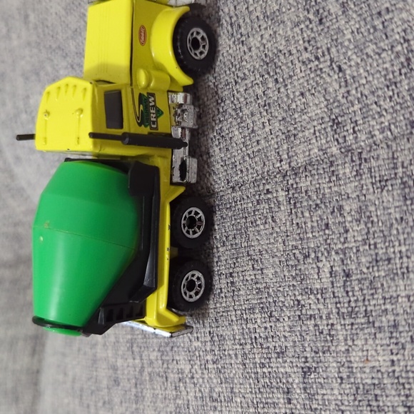 3/$30. Matchbox Peterbilt Cement Truck. 1981. Toy Truck.  GUC. - Picture 3 of 5